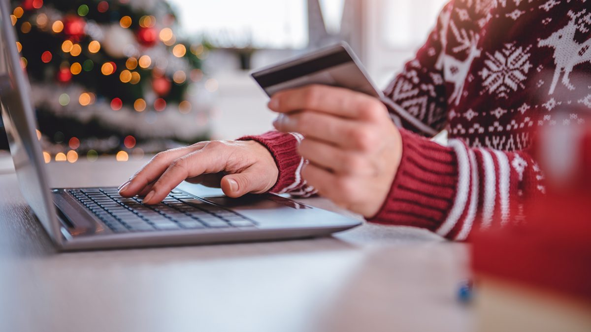 holiday shopping online credit card